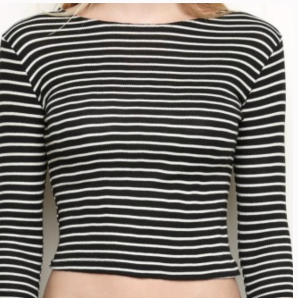 Black and White Striped Crop Top